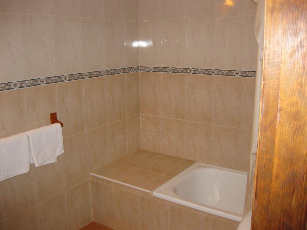Apartamentos La Cena Novales Room photo