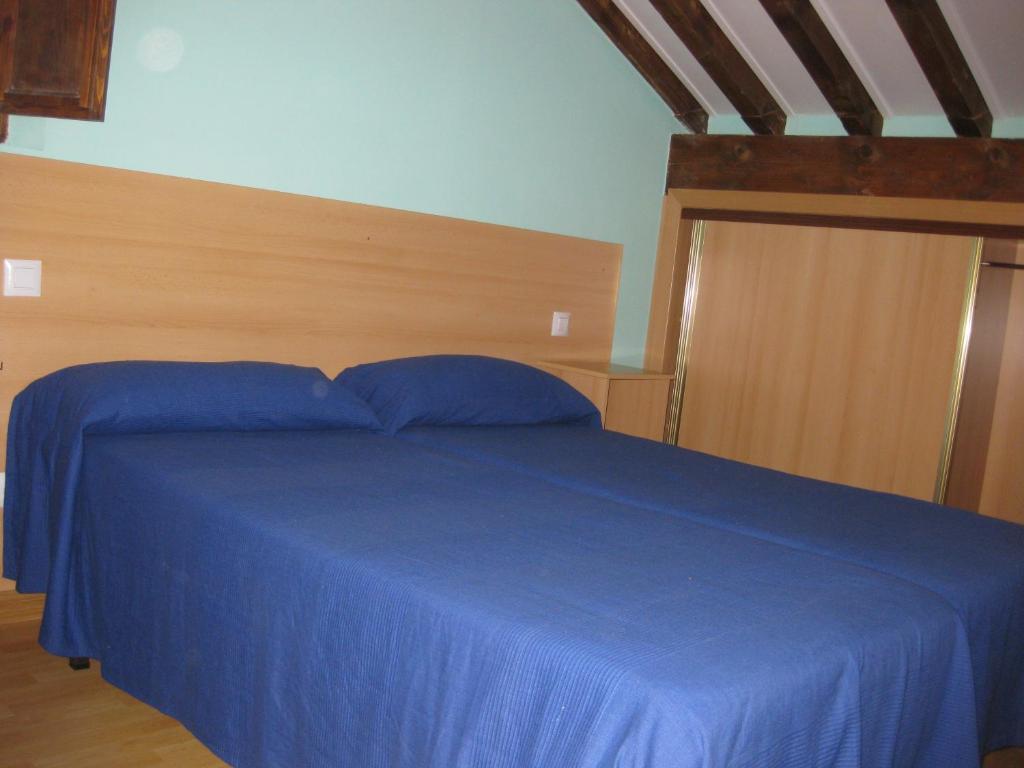 Apartamentos La Cena Novales Room photo