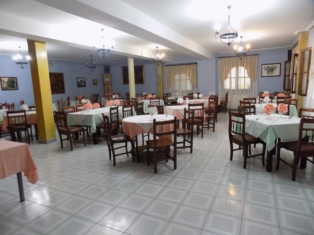 Apartamentos La Cena Novales Exterior photo