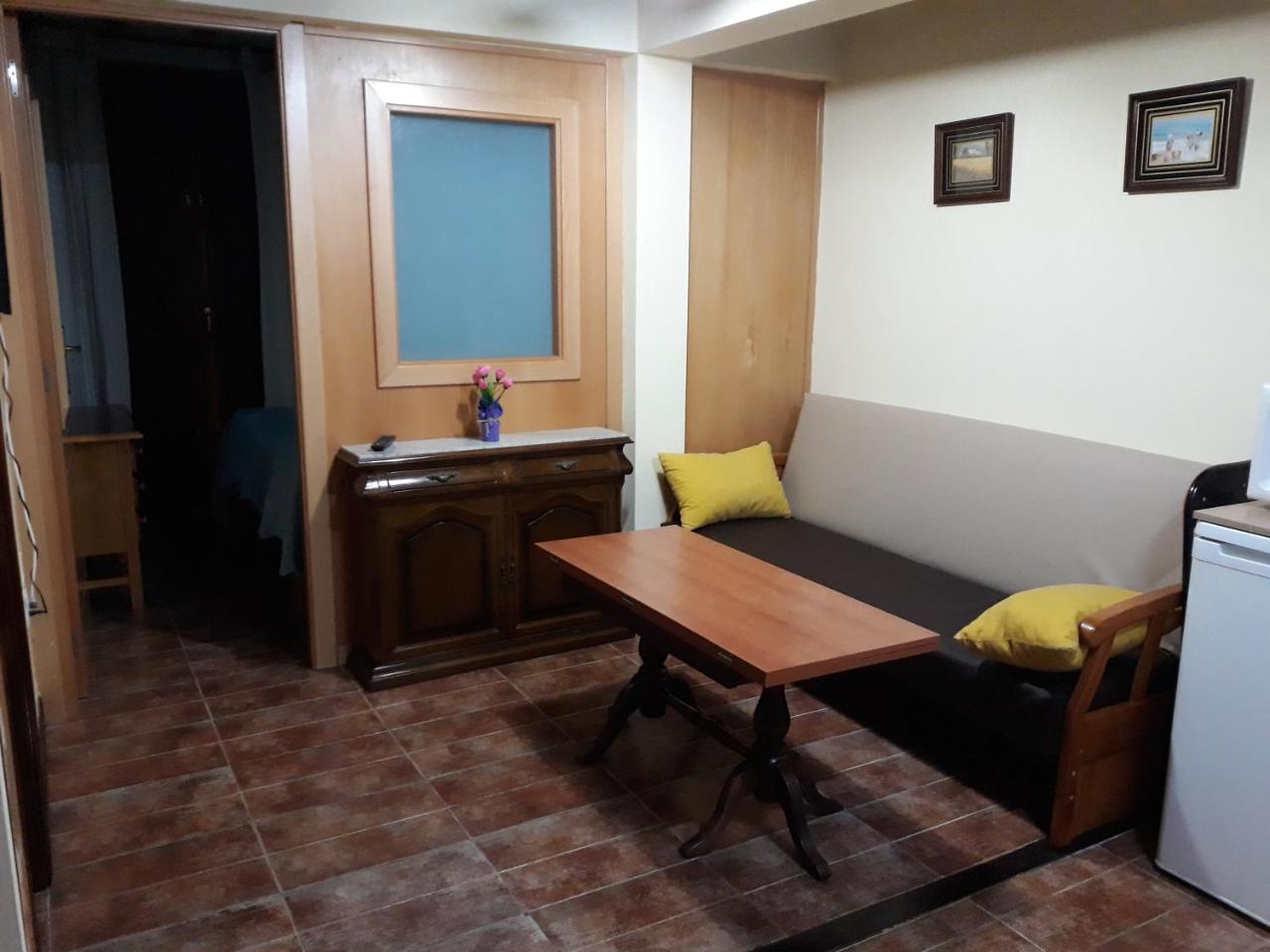 Apartamentos La Cena Novales Exterior photo